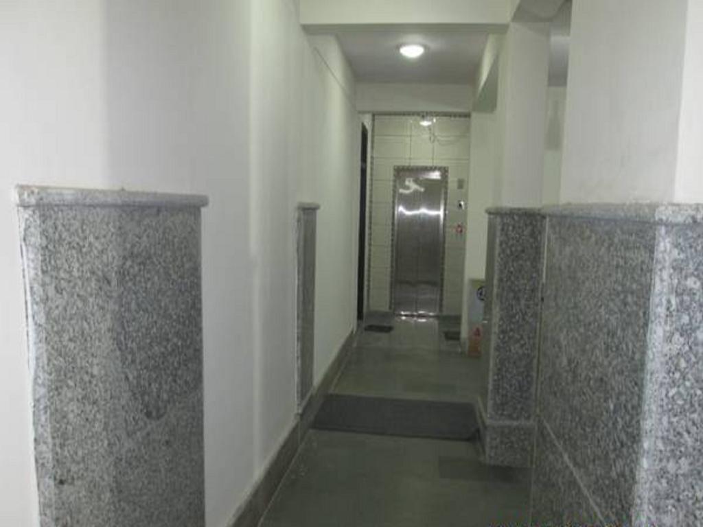 Charanpahari Hotel Yeni Delhi Dış mekan fotoğraf